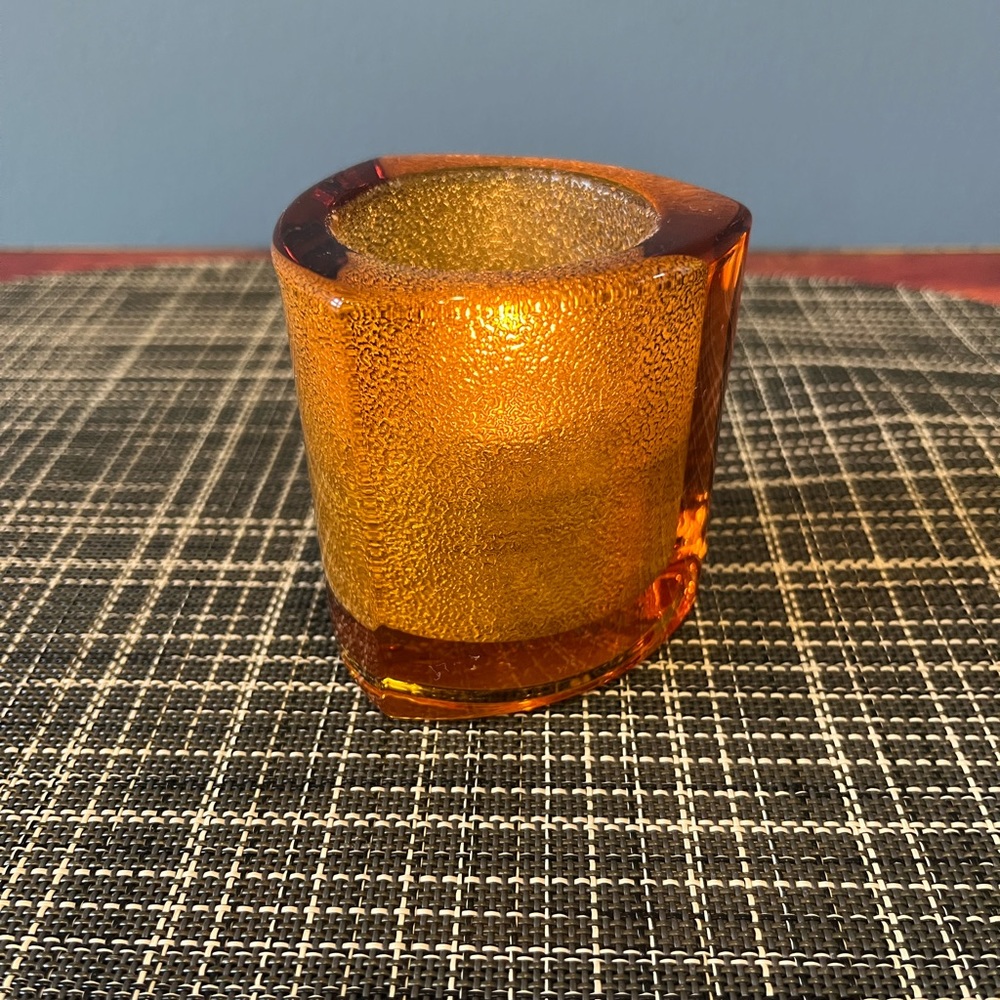 Triangle Tealight - Picture 2 of 3